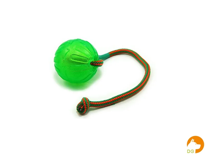 STARMARK medium-large Chew Ball met koord, 9 cm 1 Chew ball met koord 1