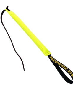 Alternative view of Bijtrol met zweep en handlus